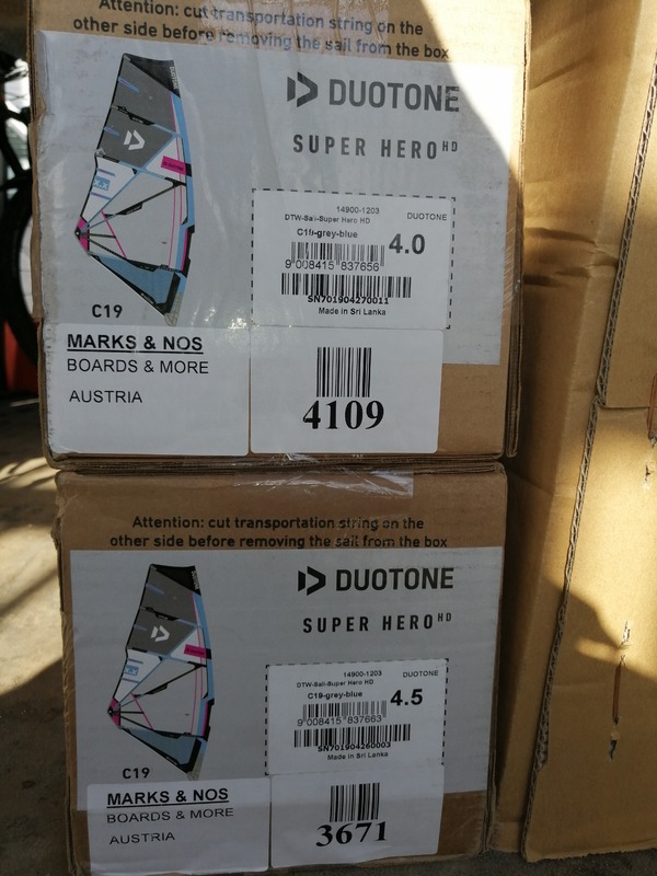 Duotone - SuperHeroHD