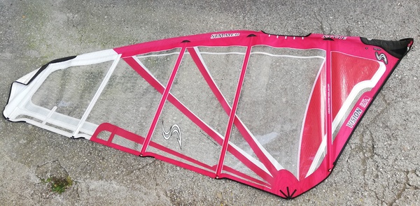 Mistral - Windsurf Mistral