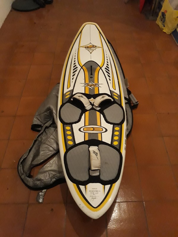 Jp - Real World Wave 83 litri + sacca tavola