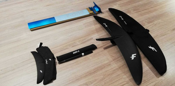 altra - F-ONE Hydrofoil Gravity Carbon 2200 Expo *SPEDIZIONE GRATUITA IN ITALIA*