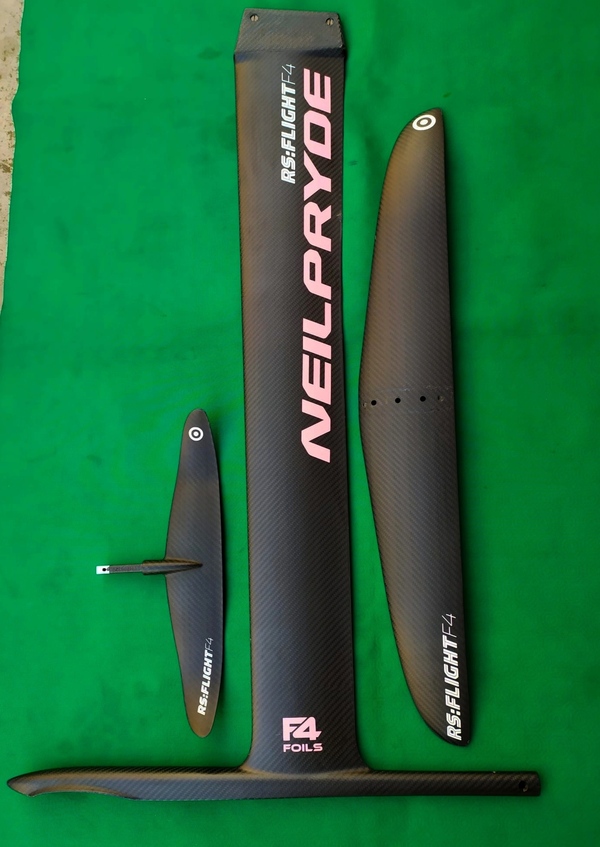 Neil Pryde - RS FLIGHT F4 CARBON