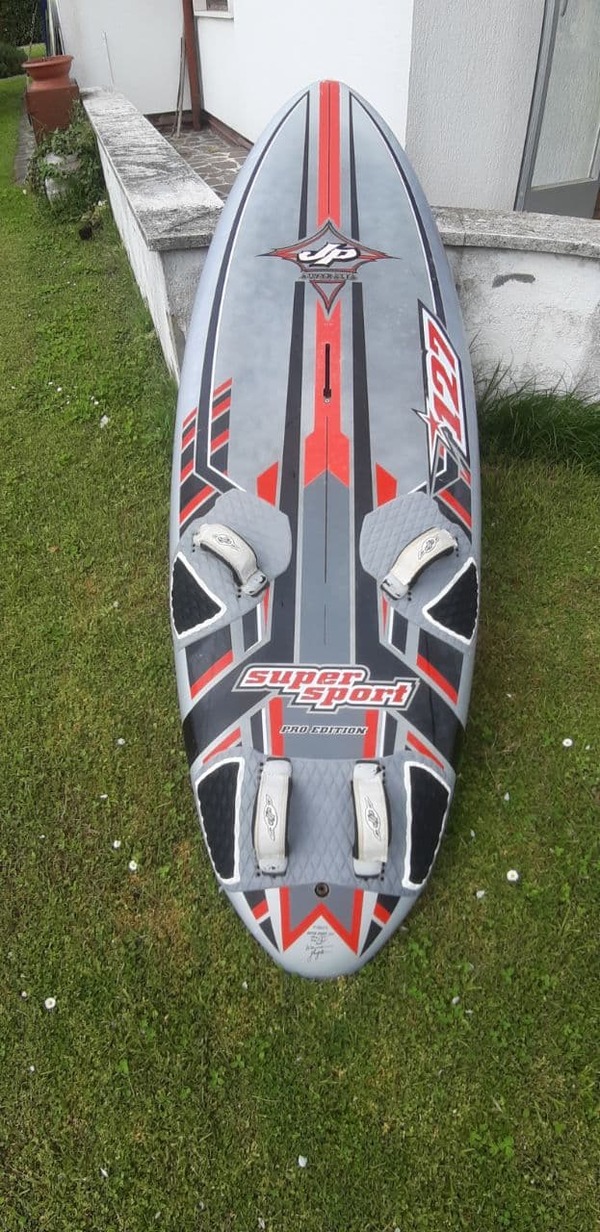Jp - Supersport 127 pro