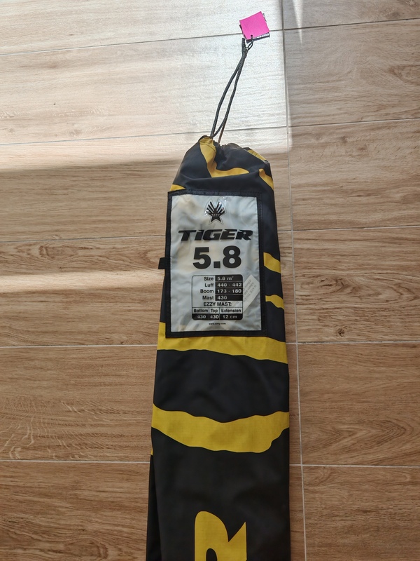 Ezzy Sails - Tiger 5.8