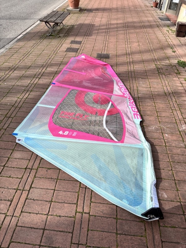 Neil Pryde - THE FLY 4.8