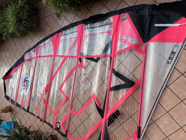 Challenger Sails - Aereo Fin slalom