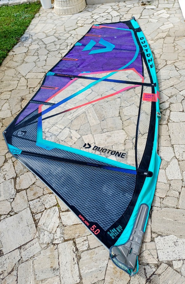 Duotone - Superhero 5.0