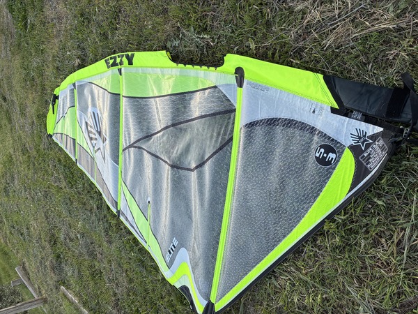Ezzy Sails - elite 5,3