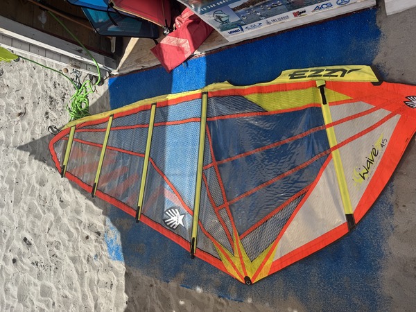 Ezzy Sails - 