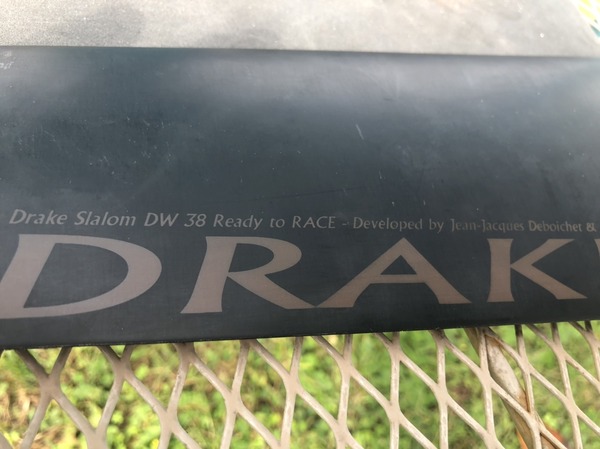 Drake - FINS carbon 38