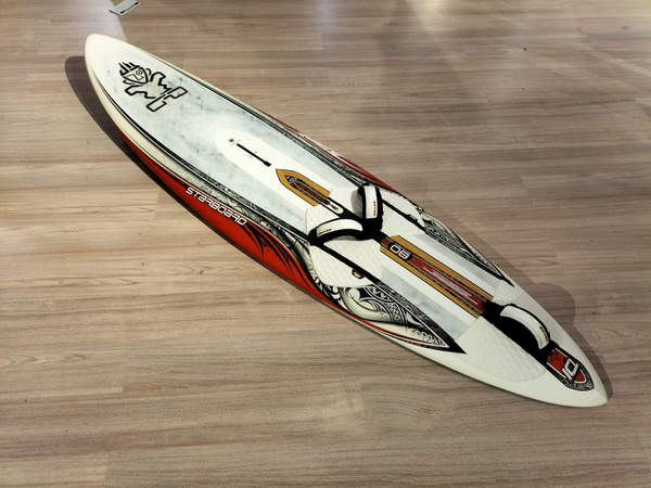 Starboard - Starboard  kode 80 litri ,  single fin , full carbon ,