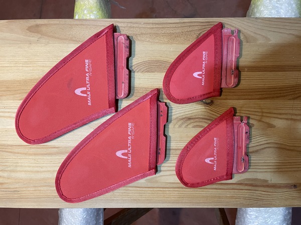 Maui Ultra Fins - X-Twin-R-02 13,5 + X-Side 8