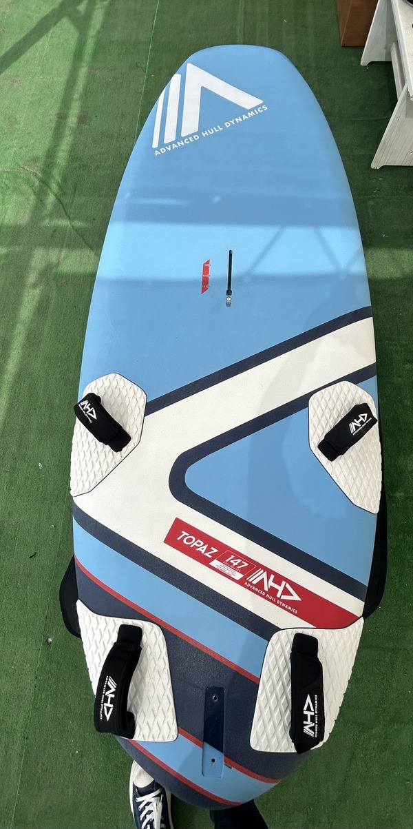 Ahd - Topaz 147