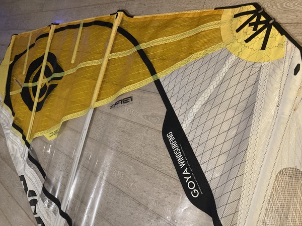 Goya - Banzai 4.2 pro Wave Power