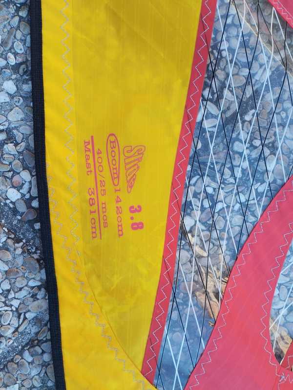 Hot Sails Maui - SLIDE 3.8