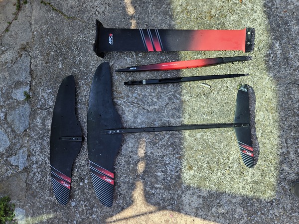 Mfc Maui Fins - Mfc helios foil front  1440 1250 mast 85 e rear 300