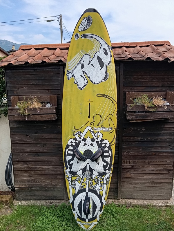 Rrd - FreeStyleWave 101 Ltd