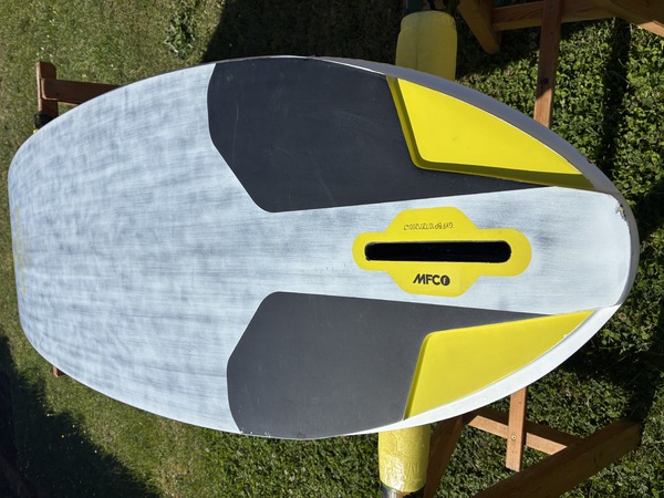 Goya - BOLT FREERACE 107