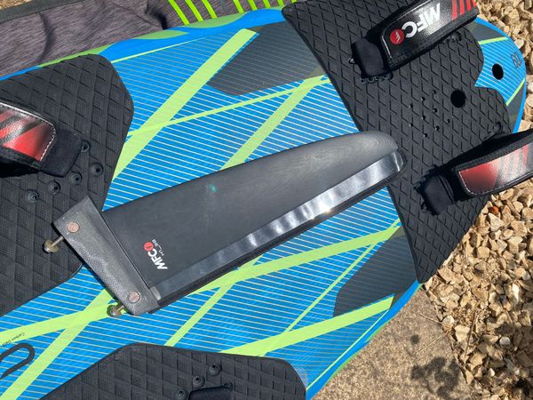 Goya - BOLT 4 CARBON 109