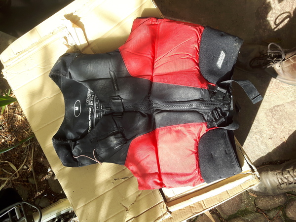 Neil Pryde - Giubotti M e XXS - galleggiamento, salvagente