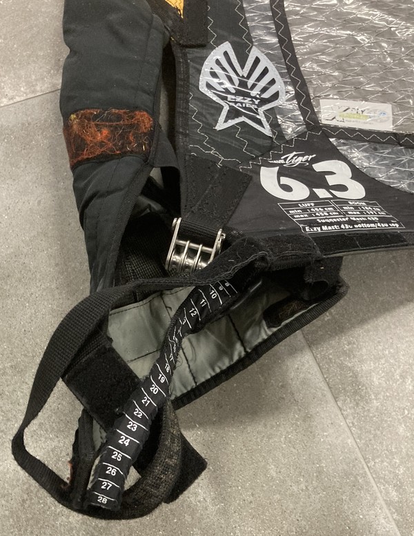 Ezzy Sails - "Wave tiger" 6.3