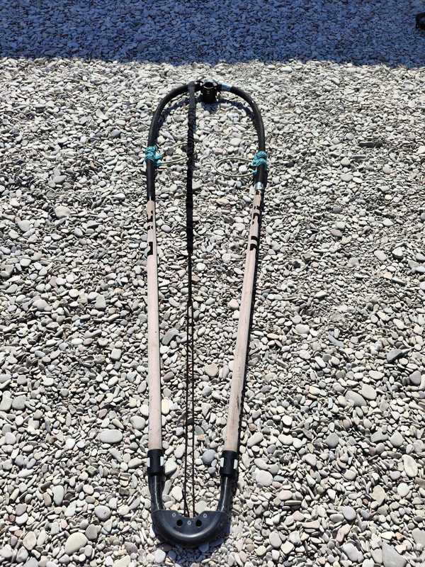 Tabou - manta 128 litri e rig 8.4 maui sail completo di albero reptile 460 e boma carbon