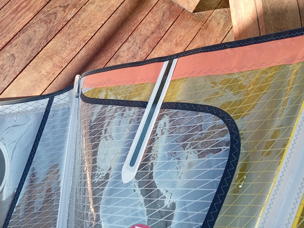 Neil Pryde - Zone 4,7