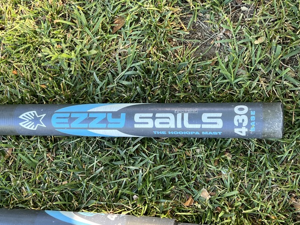 Ezzy Sails - 91% CARBON WAVE
